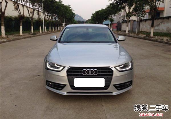 奥迪A4L2013款30 TFSI 自动舒适型