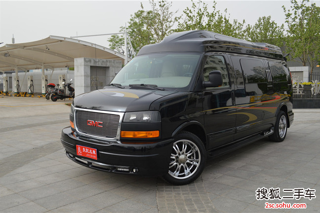 GMC Savana2013款6.0L 领袖级商务车