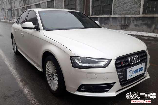 奥迪A4L2015款35 TFSI 自动舒适型