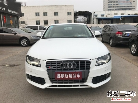 奥迪A4L2011款2.0TFSI 舒适型