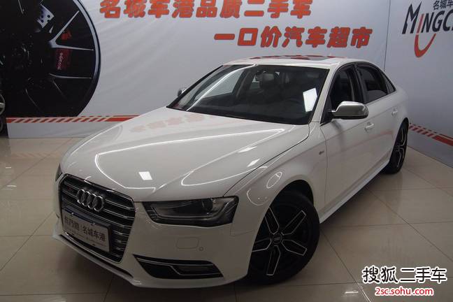 奥迪A4L2015款35 TFSI 自动舒适型