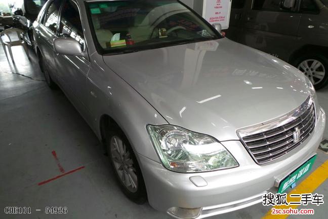 丰田皇冠2007款2.5L Royal 真皮版