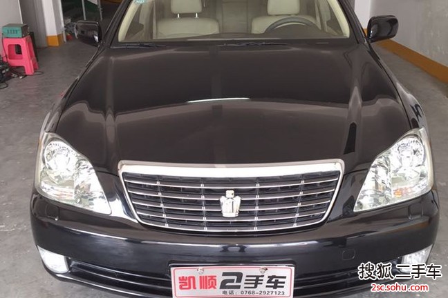 丰田皇冠2009款2.5L Royal特别导航版