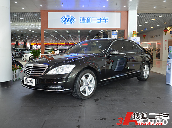 奔驰S级2012款S300L 尊贵型 Grand Edition