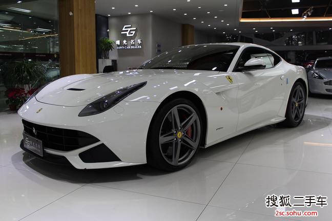 法拉利F12 berlinetta2013款6.3L 标准型