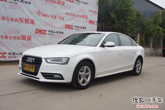 奥迪A4L2013款35 TFSI 自动舒适型