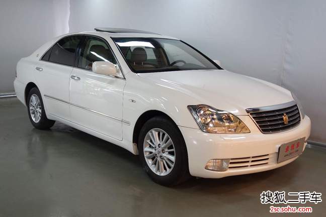 丰田皇冠2007款2.5L Royal 特别版