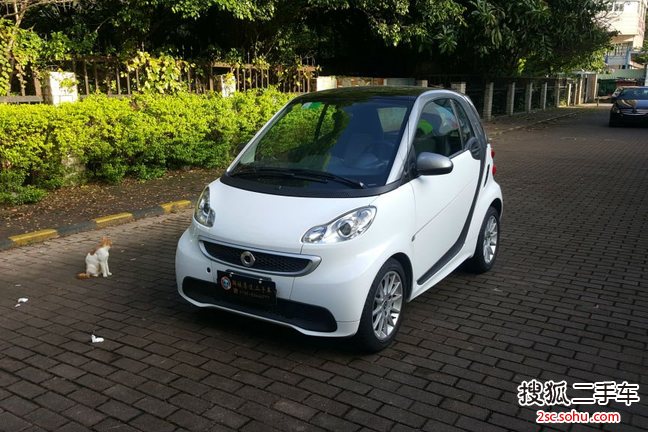 smartfortwo2015款1.0 MHD 舒适畅游版