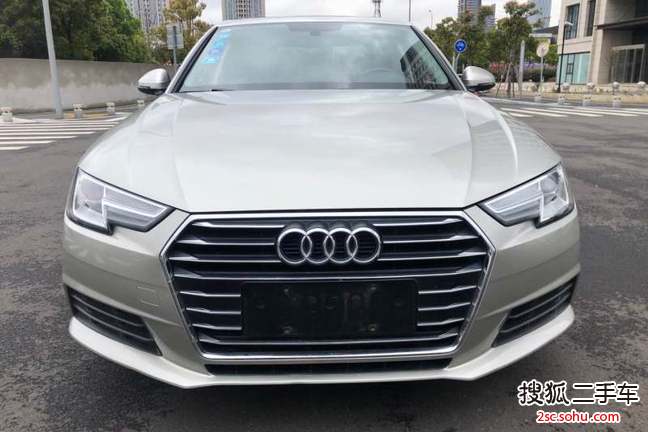 奥迪A4L2017款40TFSI 进取型