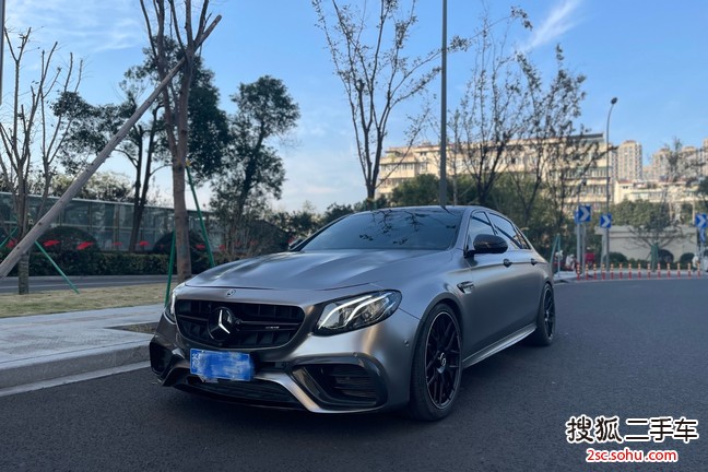 奔驰E级2020款改款 E 300 L 运动殊享版