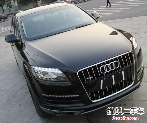 奥迪Q72015款35 TDI 卓越版