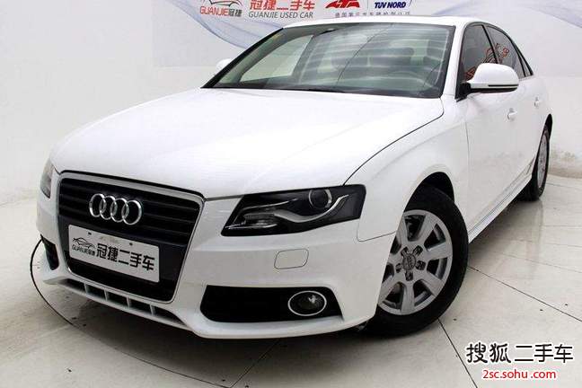 奥迪A4L2010款2.0TFSI 标准型