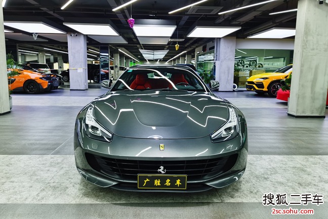 法拉利GTC4 Lusso2016款6.3L V12