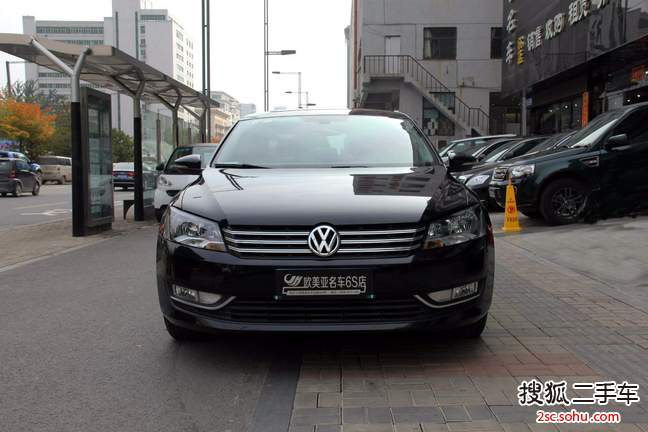 大众帕萨特2013款1.8TSI DSG尊荣版