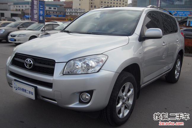 丰田RAV42010款2.0L 自动豪华升级版