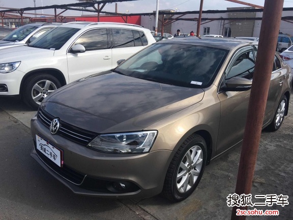 大众速腾2012款1.4TSI 手动豪华型