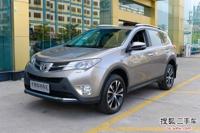 丰田RAV42013款2.5L 自动四驱豪华版 