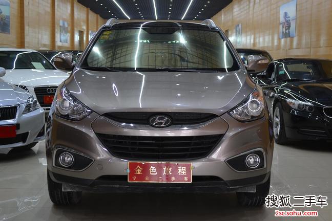 现代ix352010款2.0L 自动四驱尊贵版GLS 