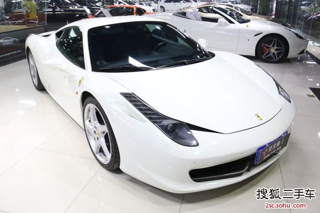 法拉利4582011款4.5L Italia