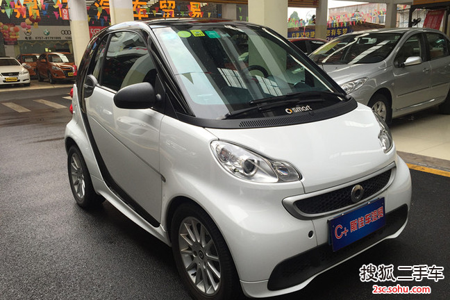 smartfortwo2014款1.0 MHD 硬顶城市光波激情版