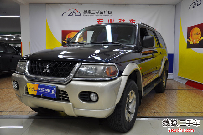 三菱帕杰罗sport2003款3.0 GLS 手动 四驱