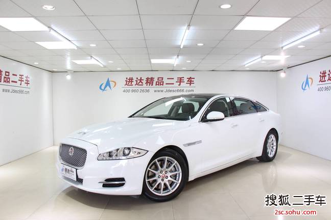 捷豹XJ2015款XJL 2.0T 两驱全景商务版