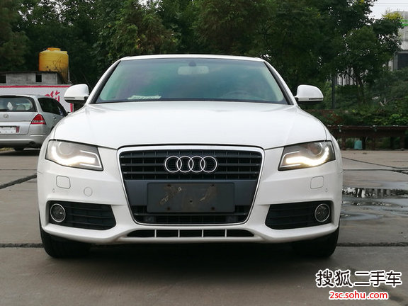 奥迪A4L2010款2.0TFSI 技术型