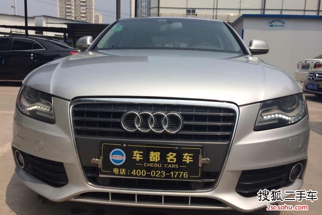 奥迪A4L2010款2.0TFSI 舒适型