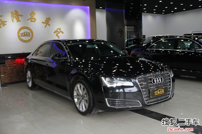 奥迪A8L2013款45 TFSI quattro舒适型