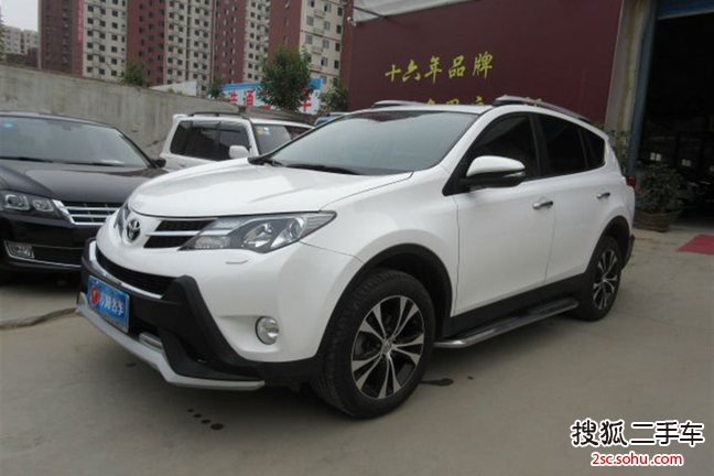 丰田RAV42013款2.5L 自动四驱尊贵版 