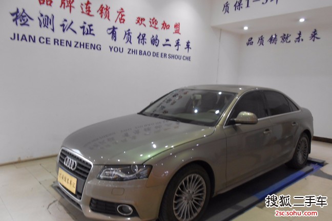 奥迪A4L2012款2.0TFSI 舒适型