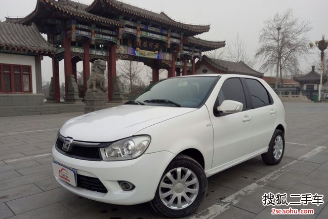 众泰Z2002011款1.3L 手动 豪华型