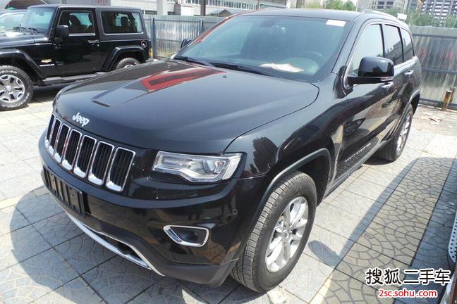 Jeep大切诺基2013款3.6L 豪华导航版