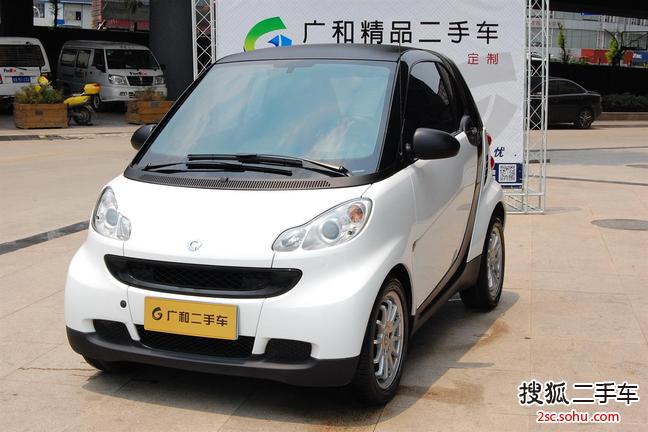 smartfortwo2011款1.0L MHD 硬顶标准版