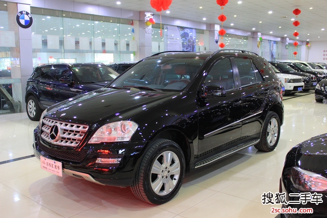 奔驰M级2010款ML300 4MATIC