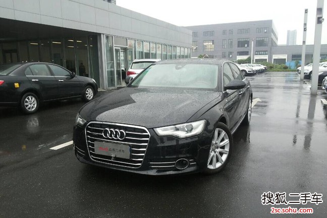 奥迪A6L2012款35 FSI quattro 豪华型(2.8L)