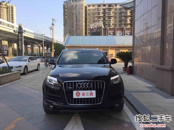 奥迪Q72012款3.0TFSI 技术型(245KW)