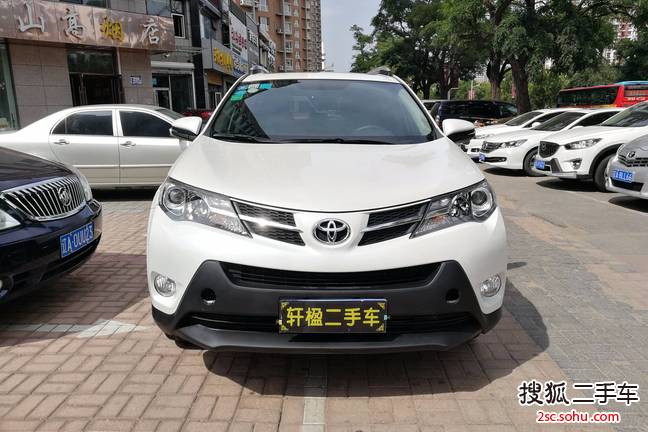 丰田RAV4荣放2015款2.0L CVT四驱新锐版