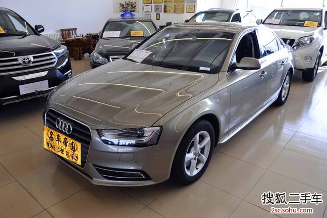 奥迪A4L2013款35 TFSI 自动舒适型