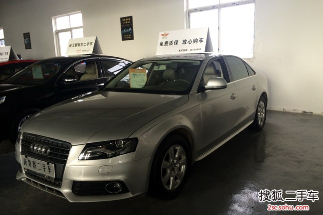 奥迪A4L2011款2.0TFSI 舒适型