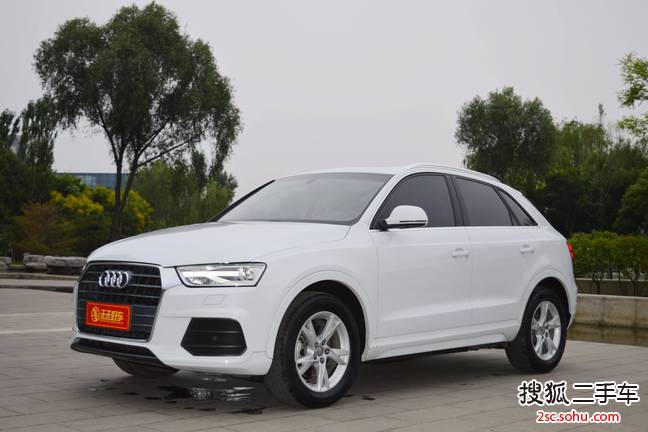 奥迪Q32016款35 TFSI 时尚型