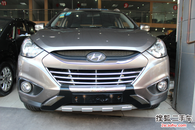 现代ix352010款2.0L 自动两驱精英版GLS 