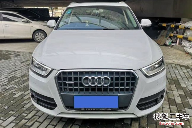 奥迪Q32015款35 TFSI quattro 技术型