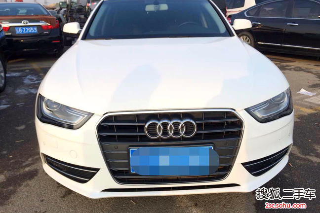 奥迪A4L2015款35 TFSI 自动标准型