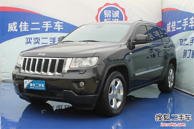 Jeep大切诺基2012款3.6L 舒适导航版