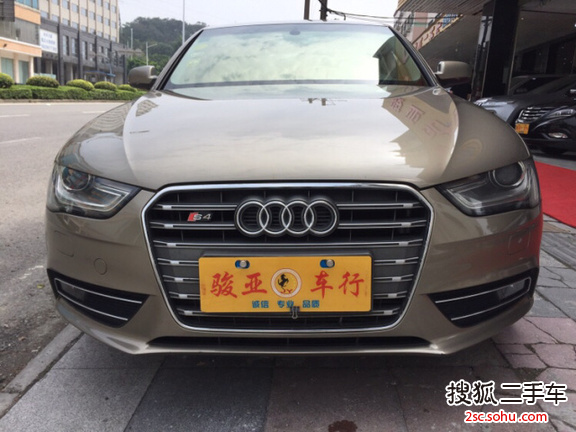 奥迪A4L2013款35 TFSI 自动技术型