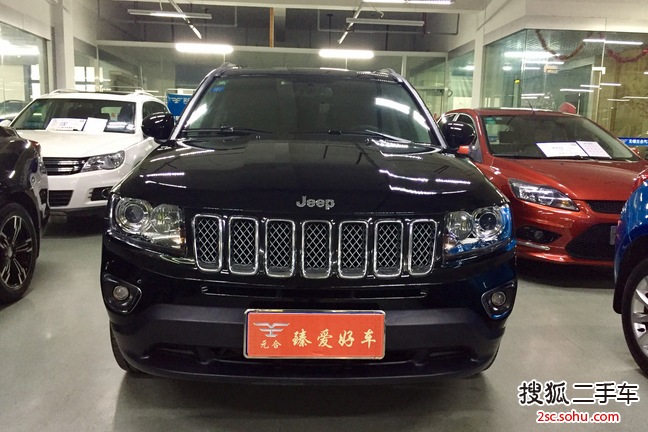 Jeep指南者2014款2.0L 两驱豪华版