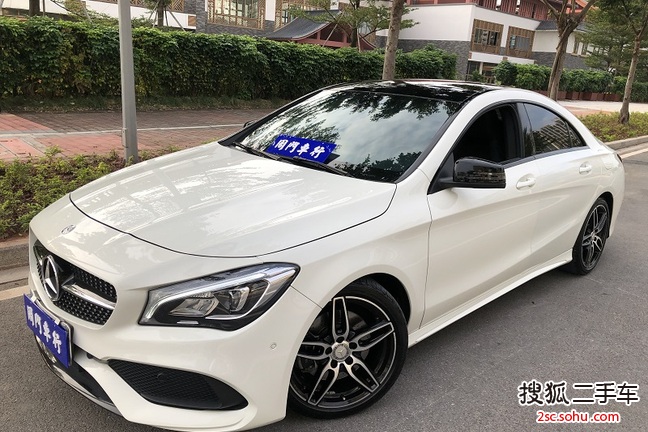 奔驰CLA级2017款改款CLA 220 4MATIC