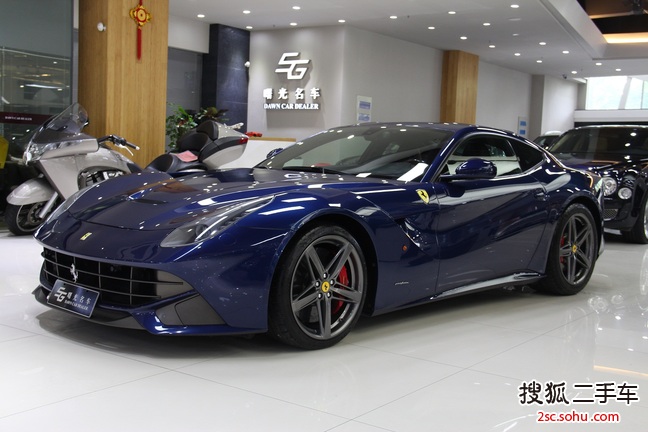 法拉利F12 berlinetta2013款6.3L 标准型