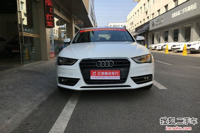 奥迪A4L2013款35 TFSI 自动标准型